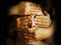 “Habemus Hipocrisias”