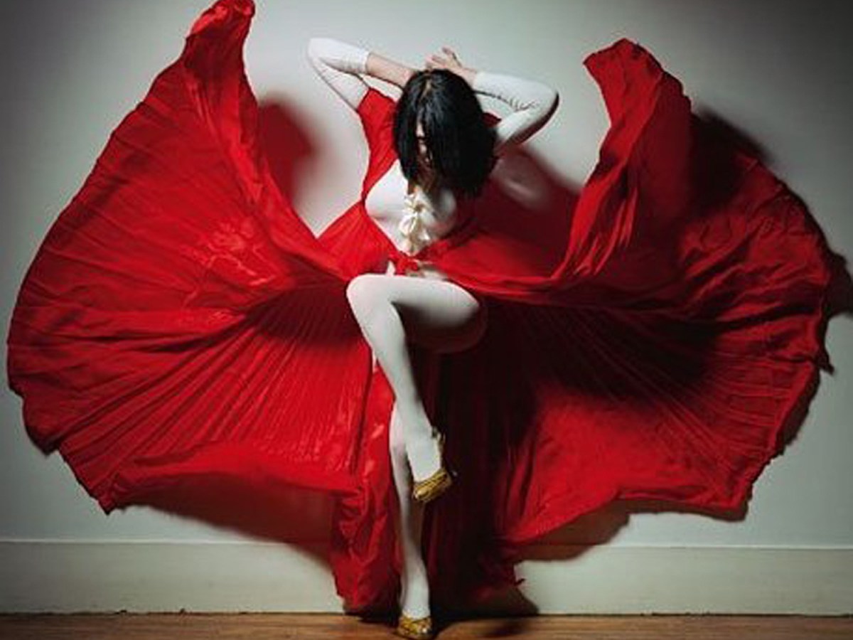 Aquela Que Habita Em Mim